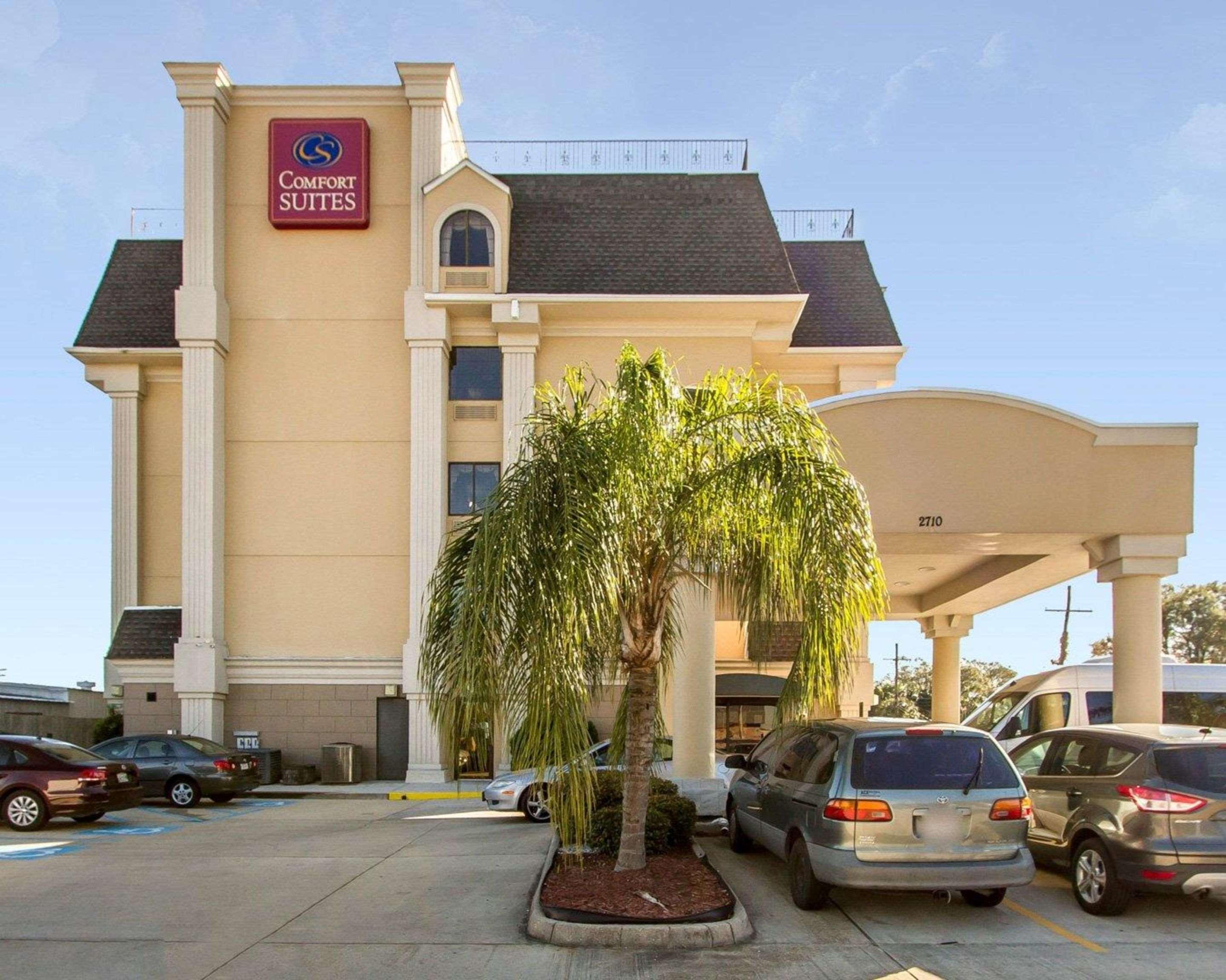 肯纳康福特套房酒店 外观 照片